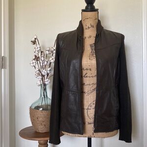 ✨ 100% Leather & Knit Jacket ✨